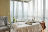 Himalayas Qingdao Hotel