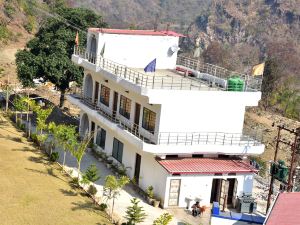 Samrat Hotel & Resort