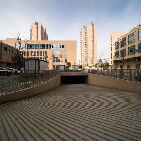 Pebble Hotel (Langxi Xinshi Dai Plaza) Отели в г. Ланси