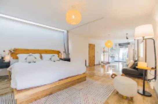 Manshanju Forest Retreat