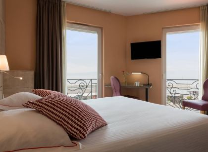 The Originals Boutique Hôtel Alizé Évian-Les-Bains