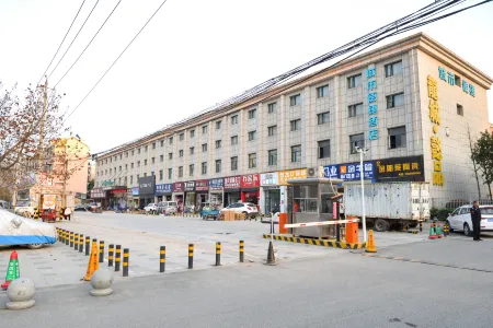 City Comfort Inn Hotel (Wuhan Tianhe Airport Julong Avenue Subway Station)