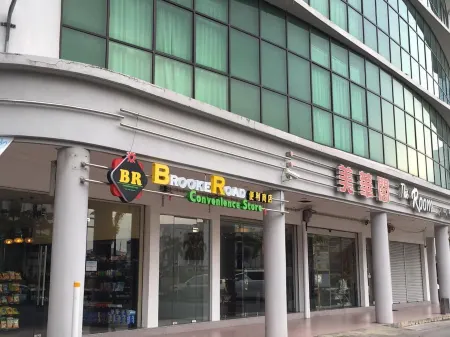 The Room Hotel Отели рядом с достопримечательностью «Коко Кабана»