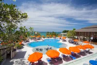 Diamond Cliff Resort & Spa Hotel di Phuket