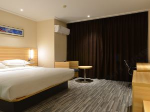 City Comfort Inn (Wuhan Jianshe 10th Road Qingyiju Metro Station Store)