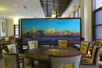 Gongga cliff Hot Spring Hotel