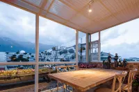 The Ancient City with Wind and Snow of Diffuse Floral Store