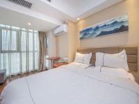 未来达摩斯酒店(西安凤城五路地铁站店) - 精致大床房