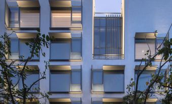 Joyze Hotel Xiamen，Curio Collection by Hilton
