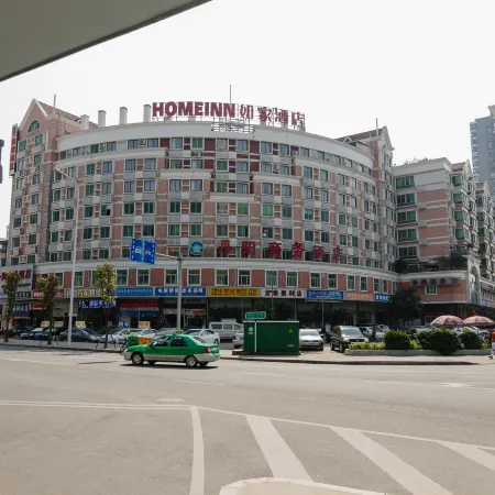 Yuelin Hotel Отели рядом с достопримечательностью «Река Миньцзян»