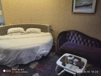 襄阳米拉奇花园酒店 - 圆床房