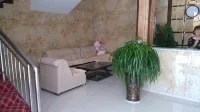 Yanchi Jintai Hotel Hotel di Yanchi