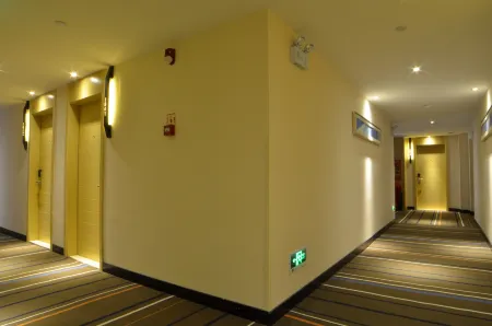 CU PREMIER WUCHANG STA HOTEL Отели рядом со станцией Wuchang Railway Station