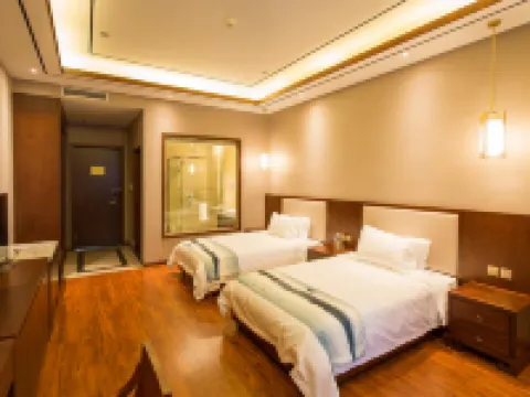 Yuanhua Grand Hotel Hotels in Taibus Banner