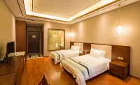 Yuanhua Grand Hotel Hotels in Taibus Banner