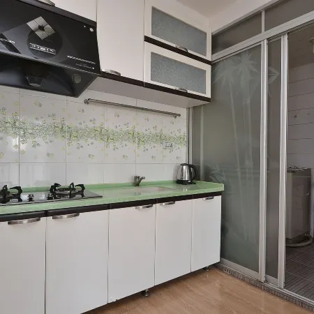Harbin Aijianmeijia Apartment Отели рядом с достопримечательностью «Школа Ай Цзянь в Харбине»