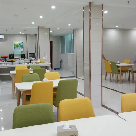Vatica Hotel (Suining Bayi West Road)