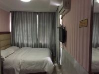 长沙文华家庭旅馆 - 舒适豪华大床房