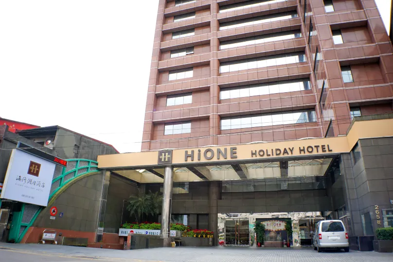 HiONE Holiday Hotel