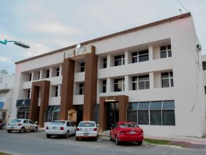 Hotel Marlon