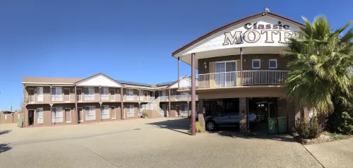 Albury Classic Motor Inn Hotels in Lavington