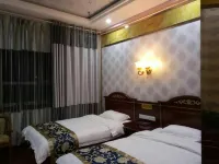 BAOLILAI Business Hotel - parking