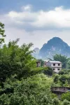Serenity Inn Hotels in Yangshuo