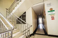 Wenshan Haoting Business Hotel (Qihua Square Ethnic Village Branch)