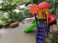 Lingchuan Maozhou Island No. 35 Leisure Farmstay