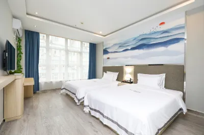 칭무 호텔 (난징 빈장 개발구 지점) 장닝서부/강녕서부 주변 호텔