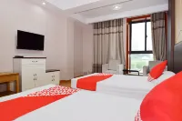 Holiday Business Hotel Huoqiucheng Hotels in Huoqiu