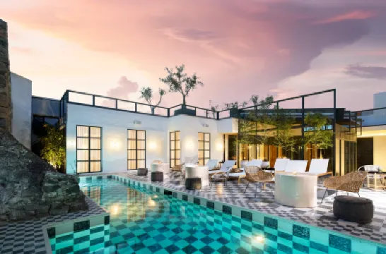 โรงแรมโลเทล-คาซา อาร์กา โรงแรมใน