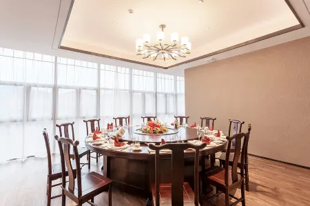 Yurun Fortune Hotel Отели рядом с достопримечательностью «Nanxi Ancient College»