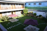 Lianghua Chinese Inn (Lianghua Town Guantao County No. 2 High School) Hotels in Guantao