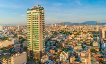 Sala Danang Beach Hotel