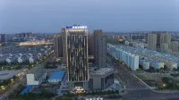 Kyriad Hotel (Shangqiu Municipal Government Wanda Plaza) Hotels near Beihai Park