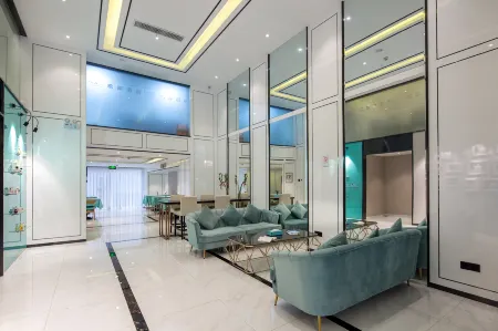 Xana Hotelle Hotel (Xiangtan High-speed Railway North Station Hunan University of Science and Technology) Отели рядом с достопримечательностью «Hunan University of Science and Technology Gymnasium»