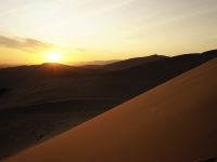 鸣沙山国际沙漠露营基地