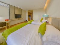 都匀途家斯维登度假公寓(万达广场) - 绿色系双床房