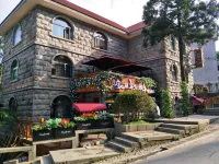 Huali Bieyuan Boutique Hotel