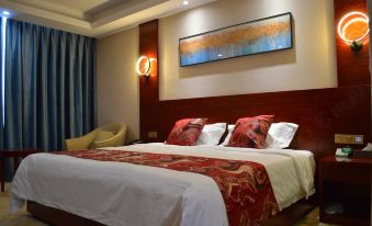 Guoqing Hotel
