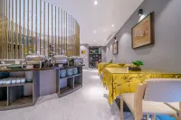 Colorful Garden Hotel (Guiyang Future Ark Yuejie Cinema) - parkir