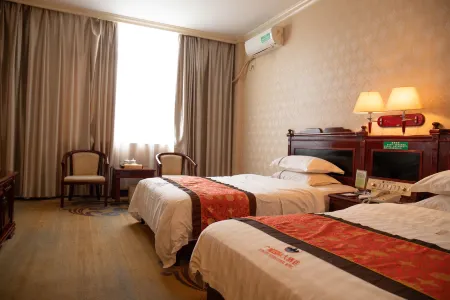 Pingxiang GuangYue International Hote Отели рядом с достопримечательностью «Xianghe Square»