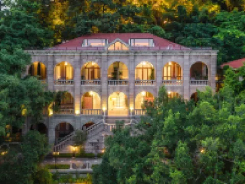 Linghai Hotel (Sunlight Rock Gangzaihou Beach Branch) Hotels near Sunlight Rock