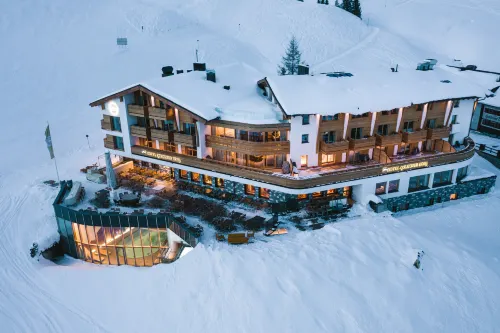 Hotel Goldener Berg Hotel a Warth