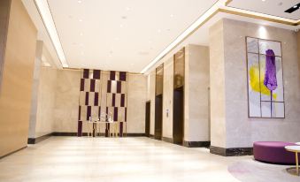 LAVANDE Hotel (Shenzhen Pingshan High-speed Railway Station Longdong Subway Station)