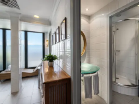 โรงแรมรอยัล โรงแรมในเจนีวา