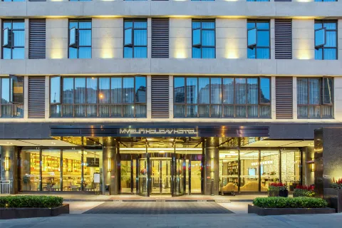 Shiyan Meisheng Holiday Hotel (Shanghai Road University Town)