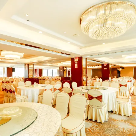 Chuanyu Holiday Hotel