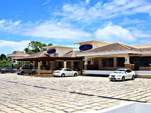 The Lake Hotel Tagaytay